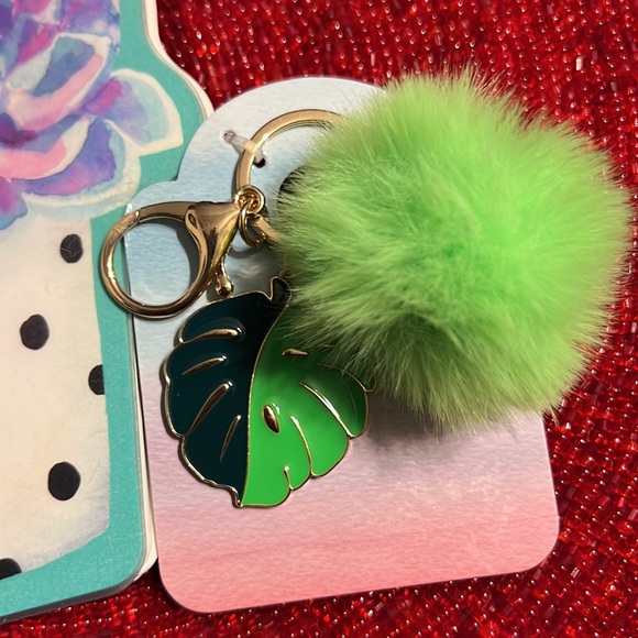 New Cute Cactus Shape Journal with Spiral Binding &  Green Leaf Pom Key Ring - Picture 3 of 12